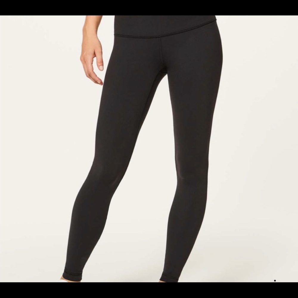 LULULEMON black wunderunder legging